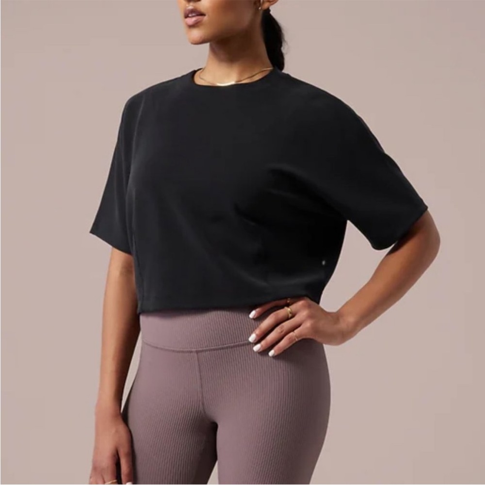 Athleta x Alicia Keys Oversized Copped Tee women’s small black athleisure top